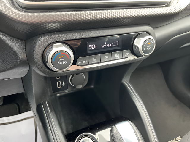 2020 Nissan Kicks SV Xtronic CVT