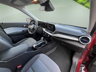 2024 Chevrolet Trax FWD LT