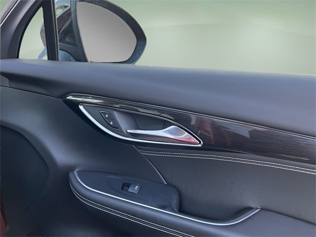 2022 Buick Envision FWD Essence